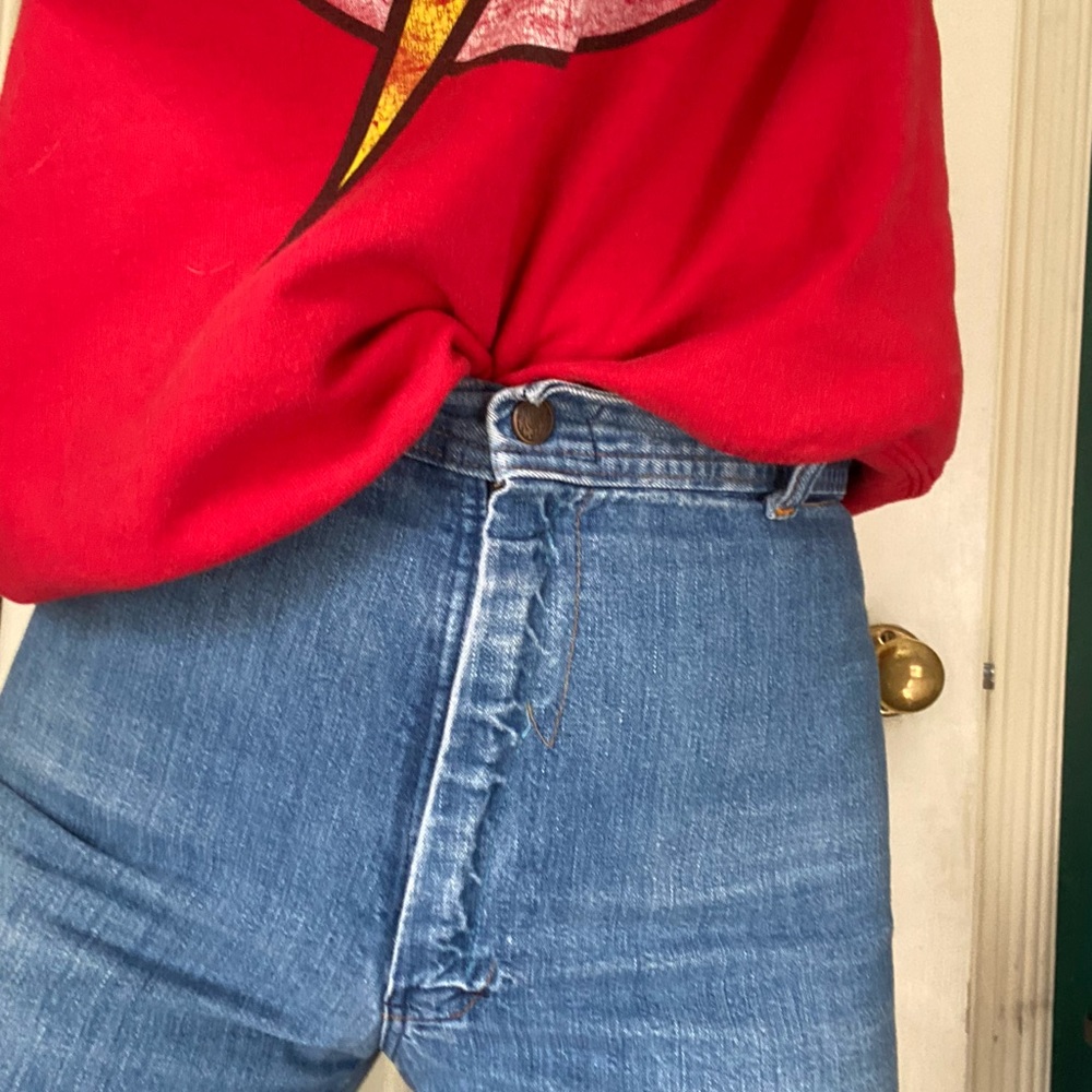 Vintage high waisted wide leg jeans